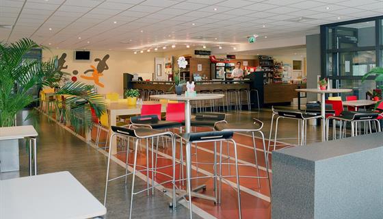 Sporthal kalverdijkje | B.V. Bouw- en Aannemingsbedrijf G. de Haan & Zn.