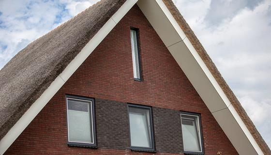 Nieuwbouw rietgedekte woningen | B.V. Bouw- en Aannemingsbedrijf G. de Haan & Zn.