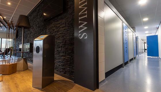 Renovatie zwembad Burgum | B.V. Bouw- en Aannemingsbedrijf G. de Haan & Zn.