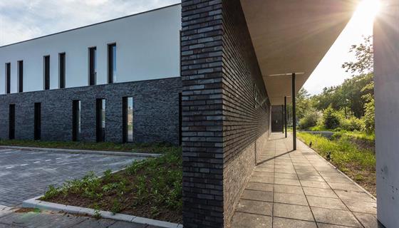 Nieuwbouw gezondheidscentrum Medisch Centrum De Es | B.V. Bouw- en Aannemingsbedrijf G. de Haan & Zn.