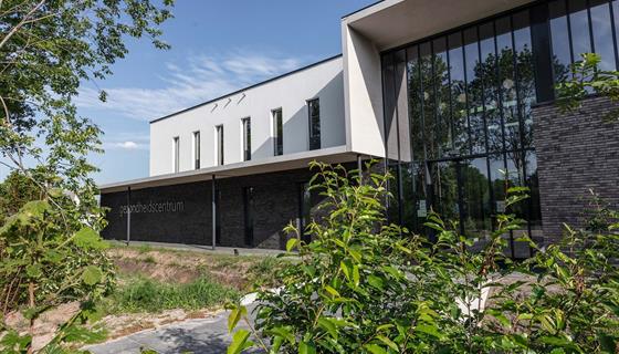 Nieuwbouw gezondheidscentrum Medisch Centrum De Es | B.V. Bouw- en Aannemingsbedrijf G. de Haan & Zn.
