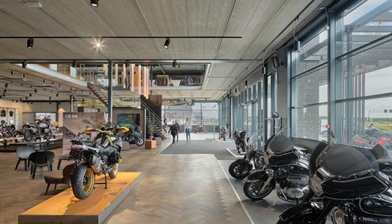 Motorplaza | B.V. Bouw- en Aannemingsbedrijf G. de Haan & Zn.